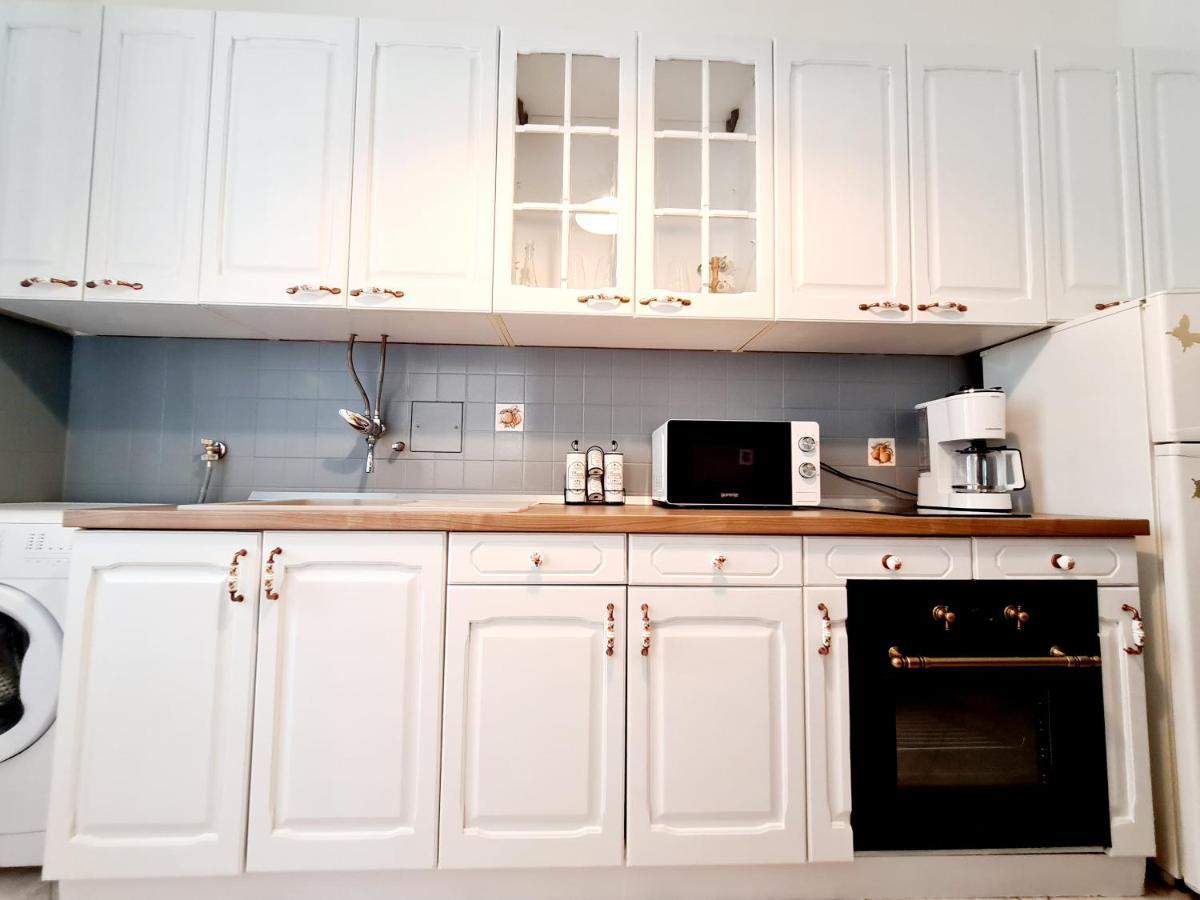 Apartment Zoey Опатія Екстер'єр фото
