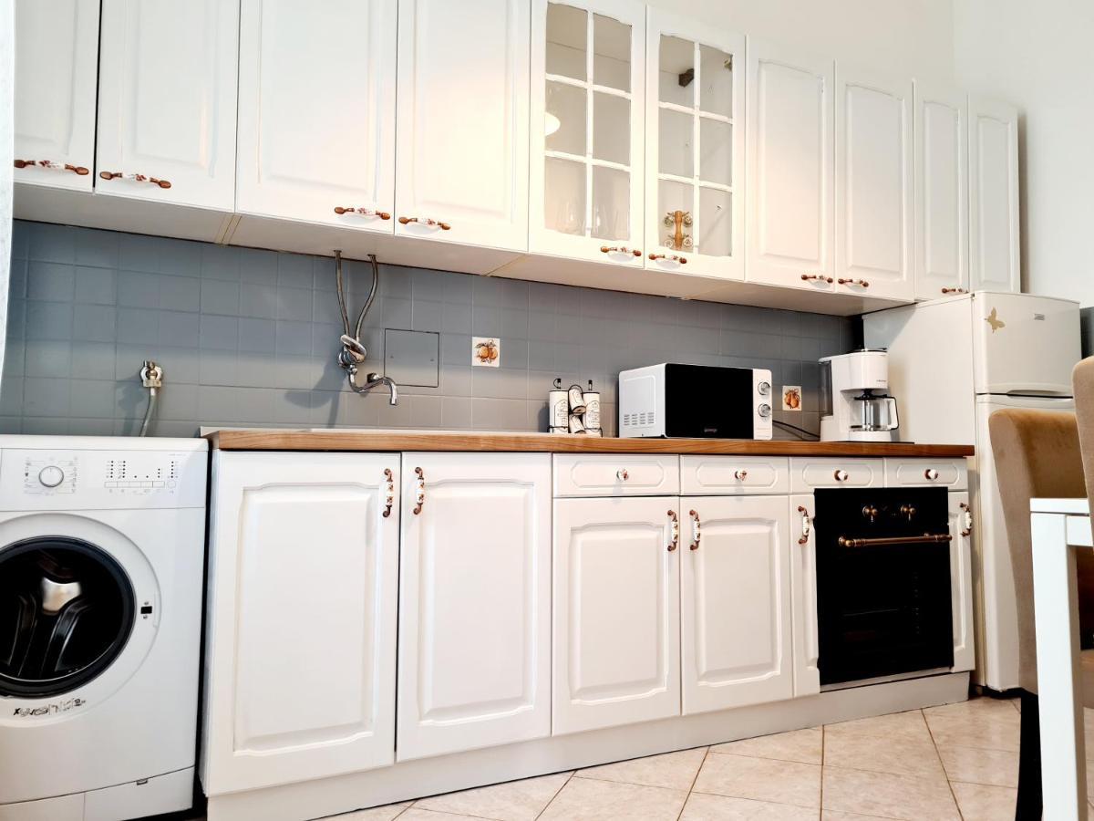 Apartment Zoey Опатія Екстер'єр фото